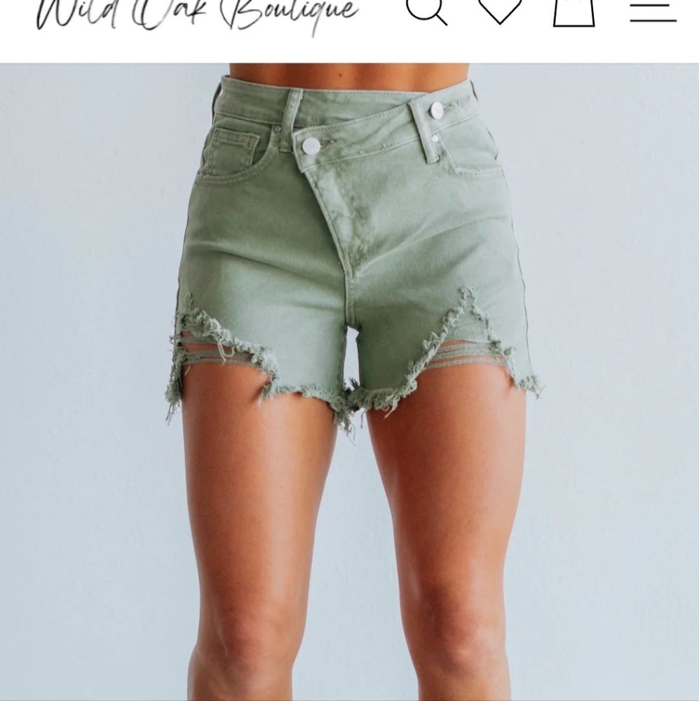 Risen cutoff shorts
